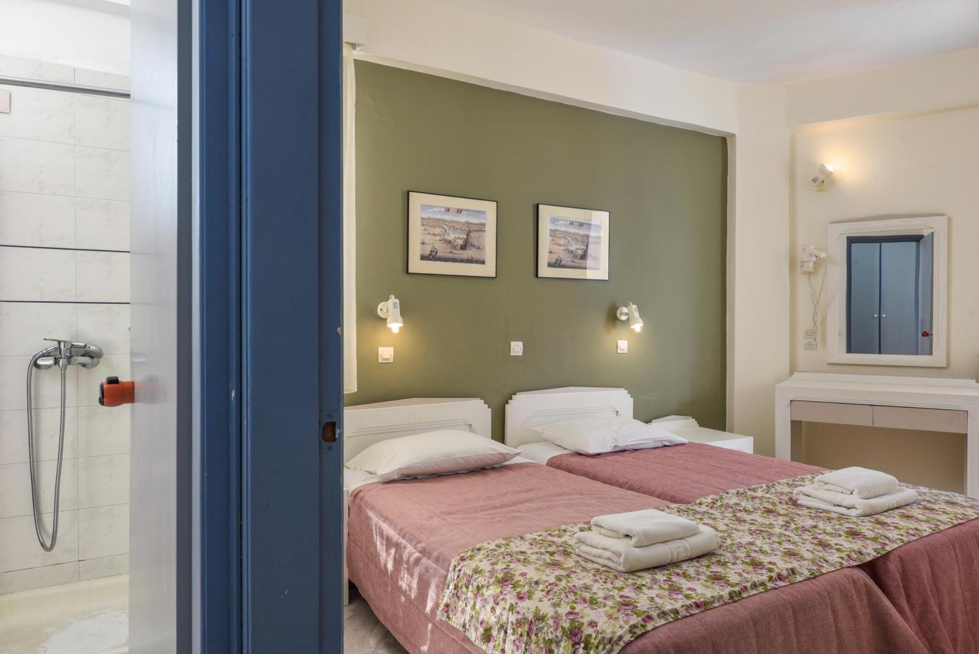بلاتانيز Ariadne Hotel الغرفة الصورة