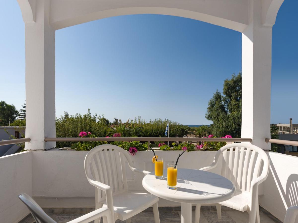بلاتانيز Ariadne Hotel المظهر الخارجي الصورة